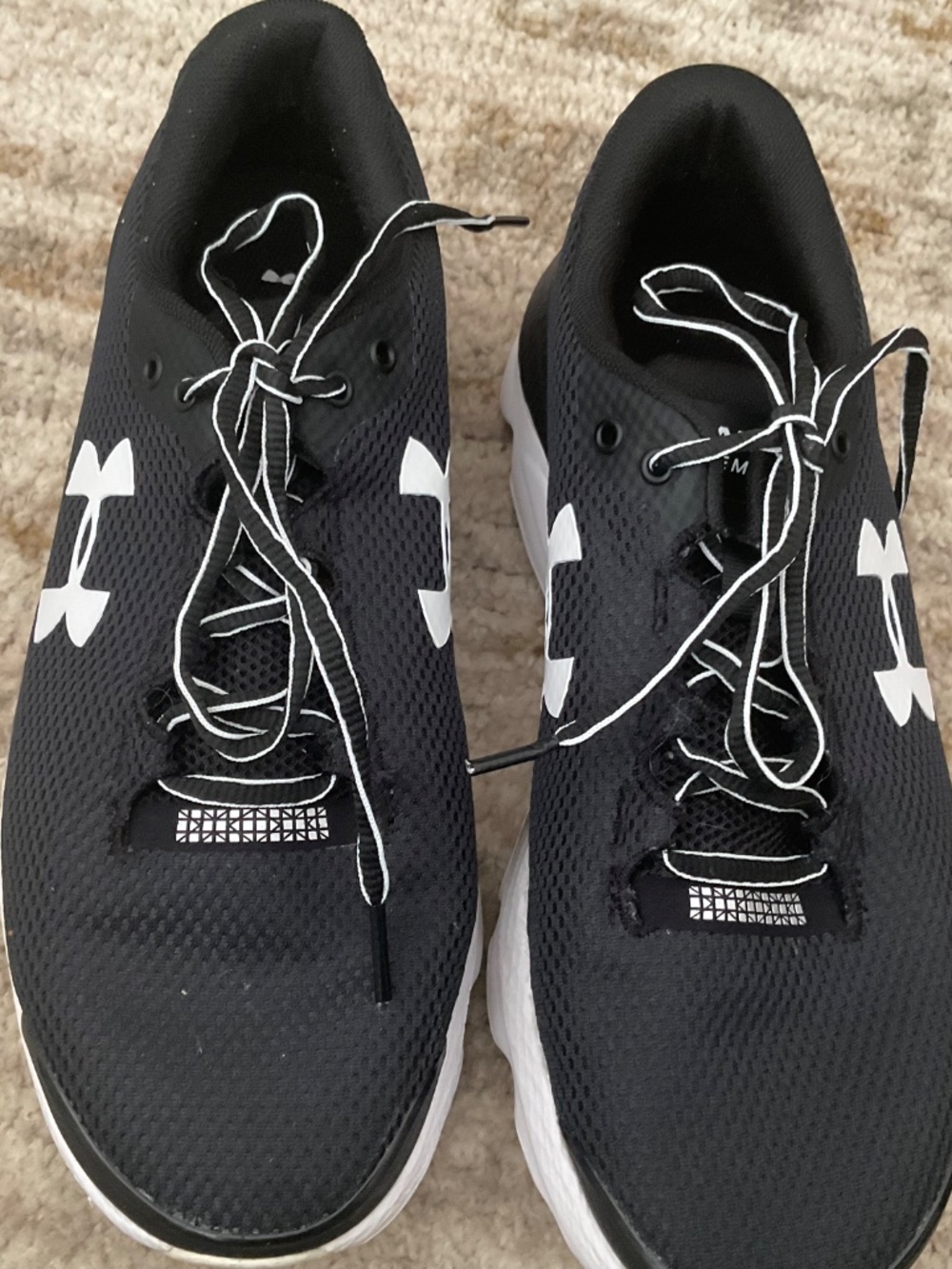 Under Armour Charged Gemini tennis shoes size 9.5, luxe sockliner - Picture 11 of 14